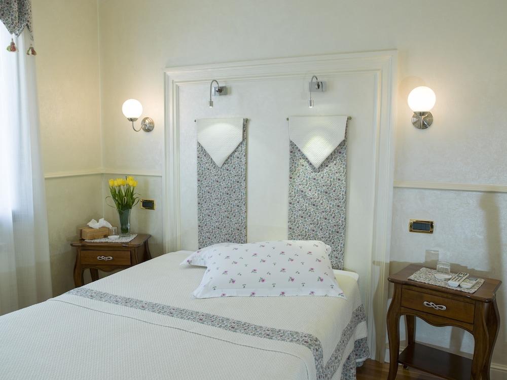 Hotel La Rescossa Мира Экстерьер фото