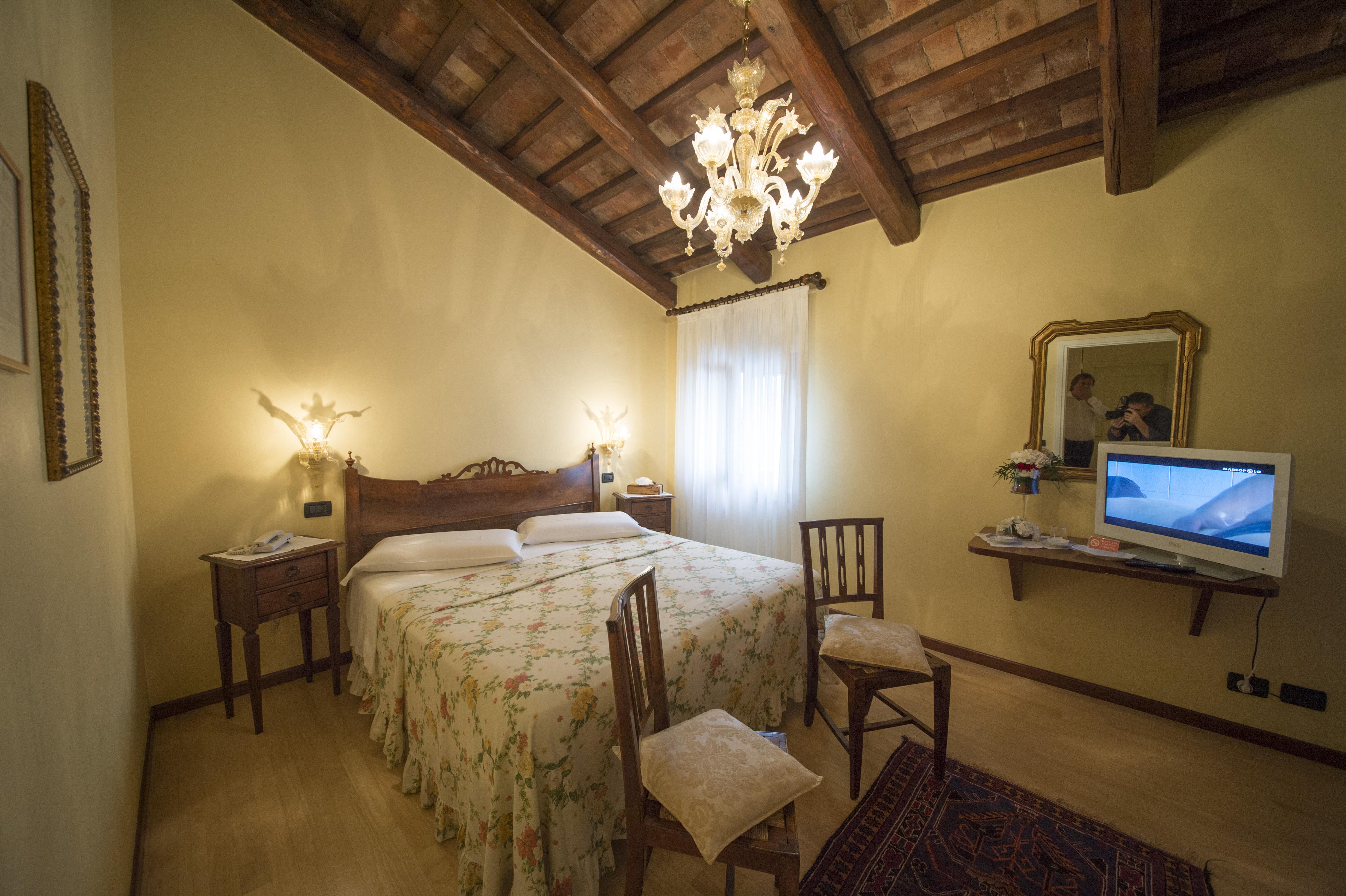 Hotel La Rescossa Мира Экстерьер фото