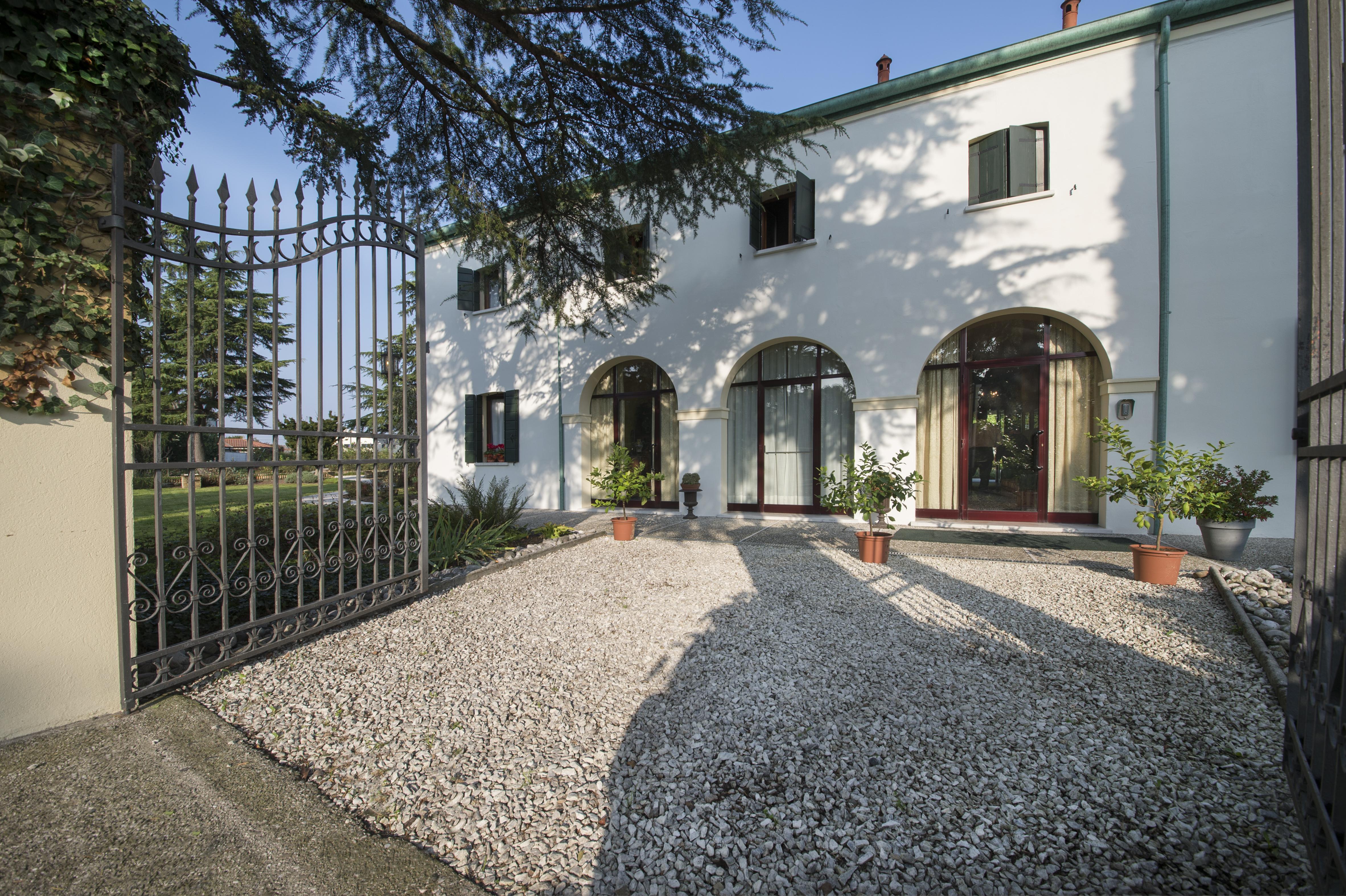 Hotel La Rescossa Мира Экстерьер фото