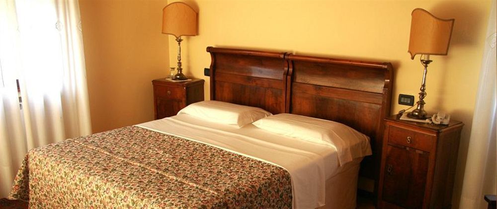 Hotel La Rescossa Мира Экстерьер фото