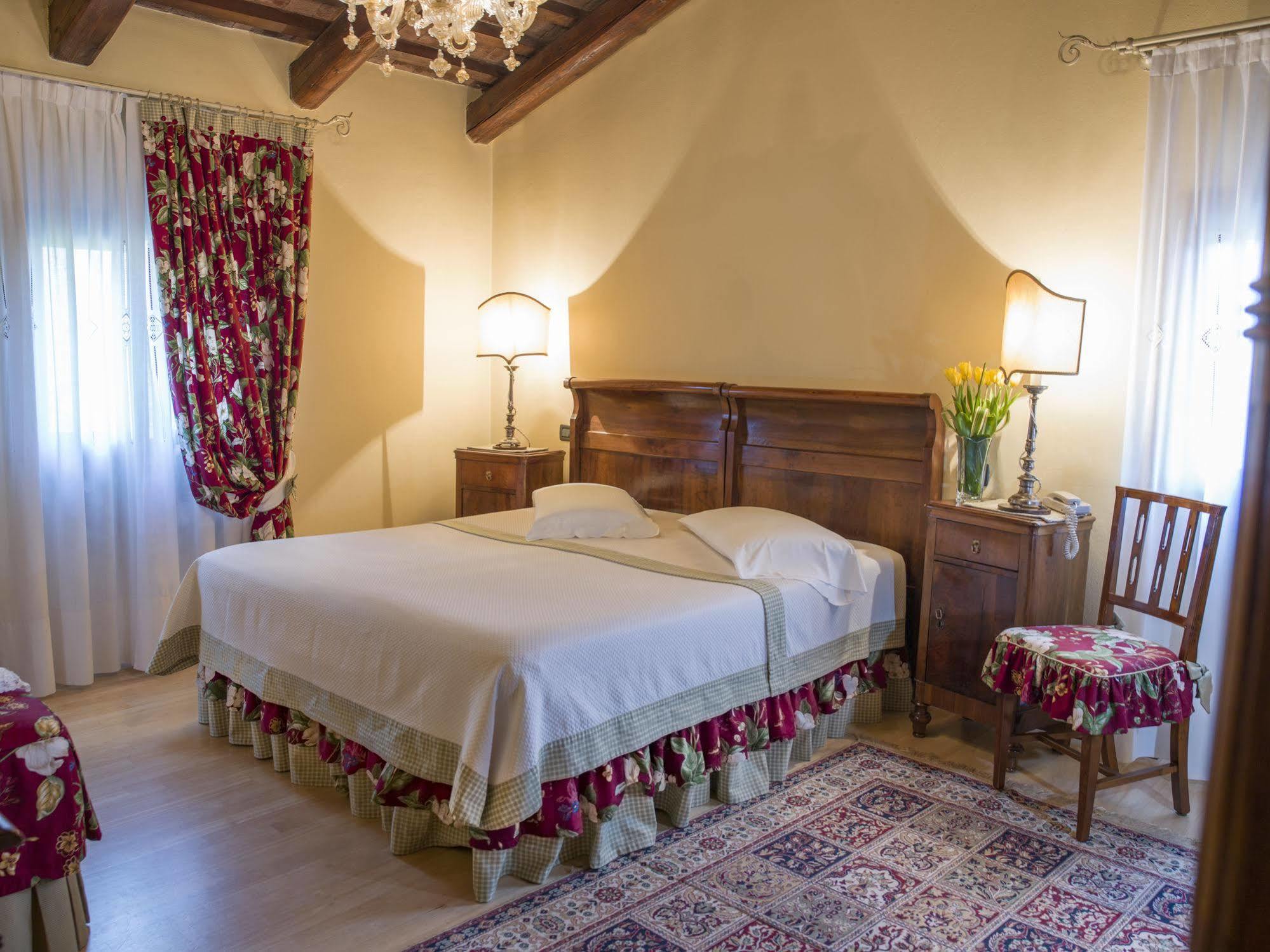 Hotel La Rescossa Мира Экстерьер фото